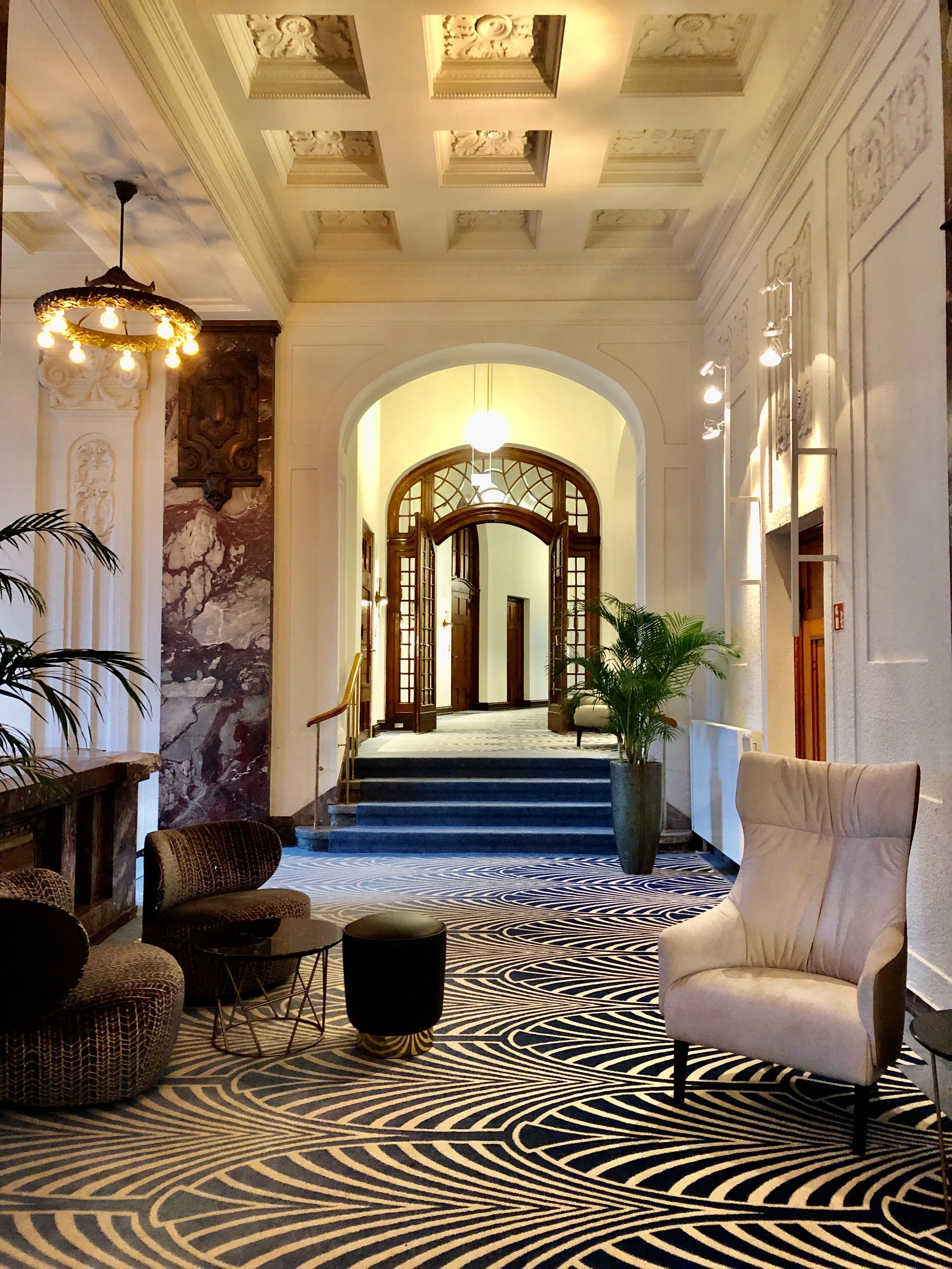 Hotel Lobby Area Rugs